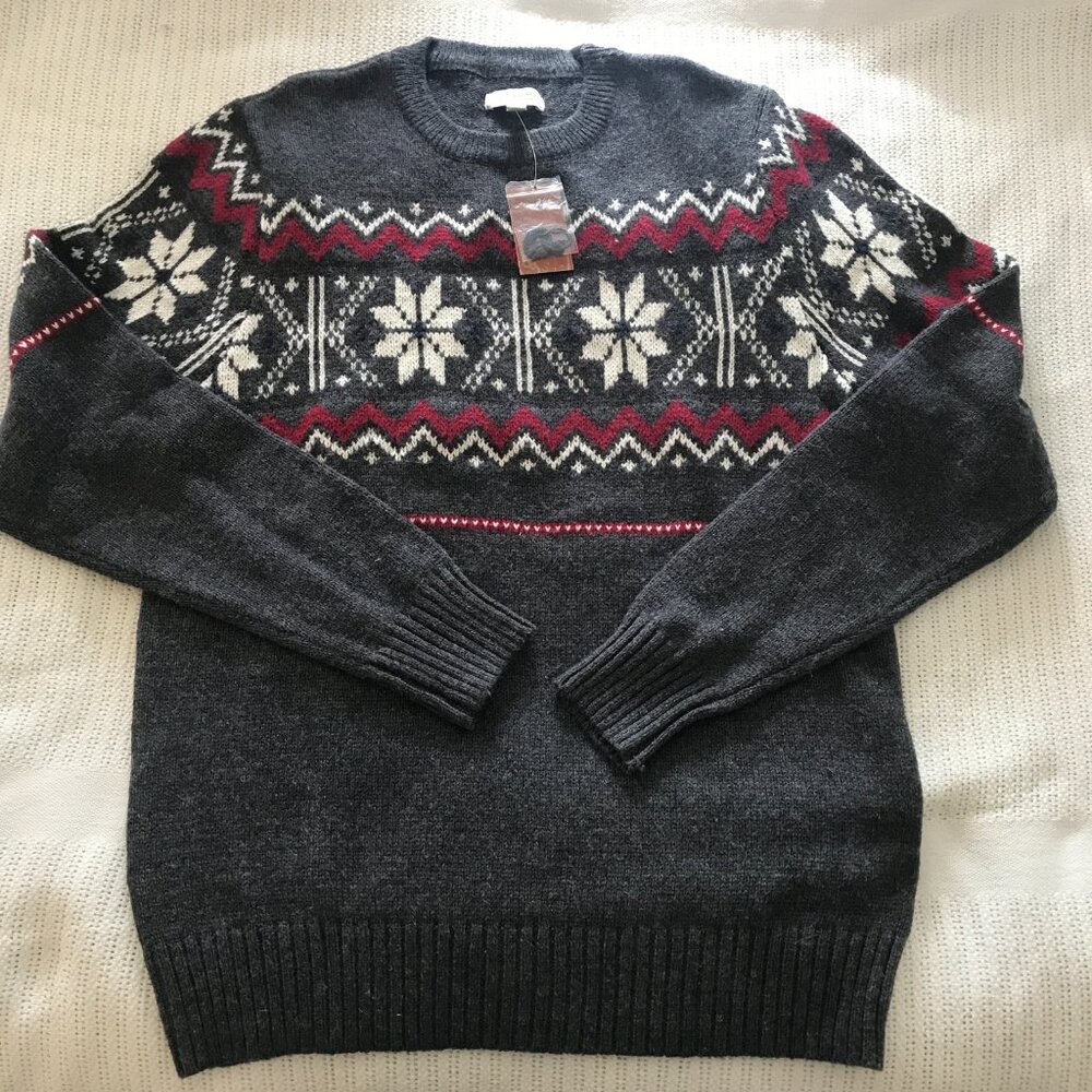 New Sonoma Grey Red & White Snowflake Crew neck Sweater Men's Small